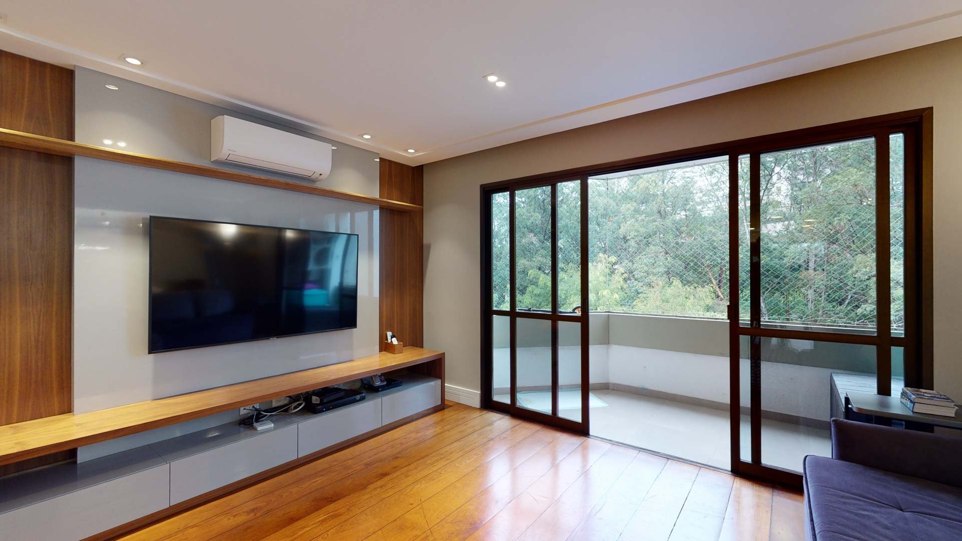 Apartamento para Venda por R$1.260.000,00 com 210m², 4 dormitórios e 5 vagas - Vila andrade, São paulo / SP